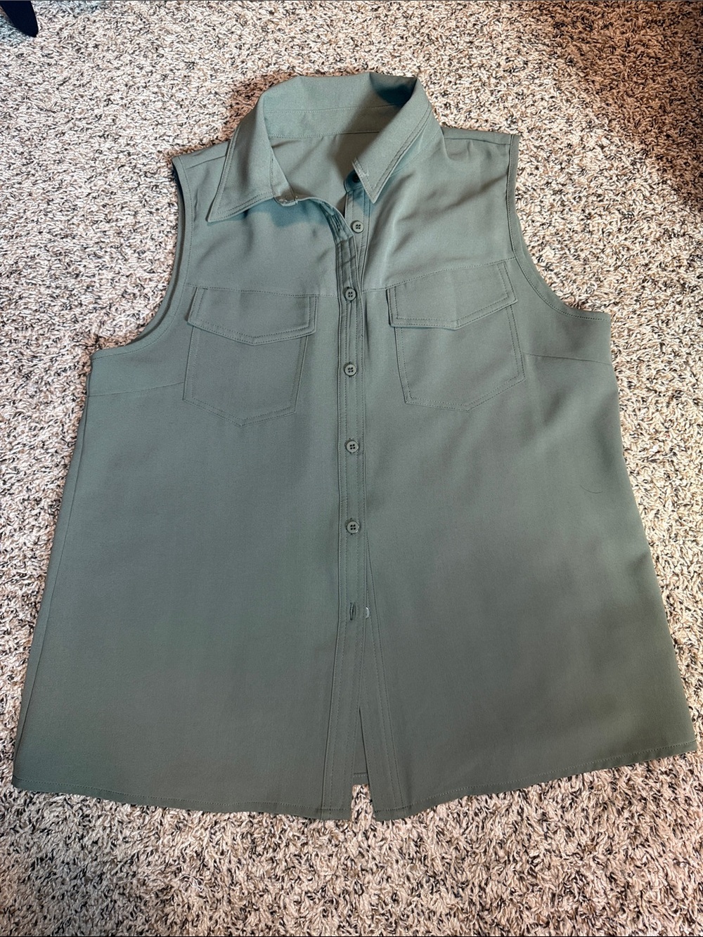 Amazon Sleeveless Button-Front Utility Shirt in Olive